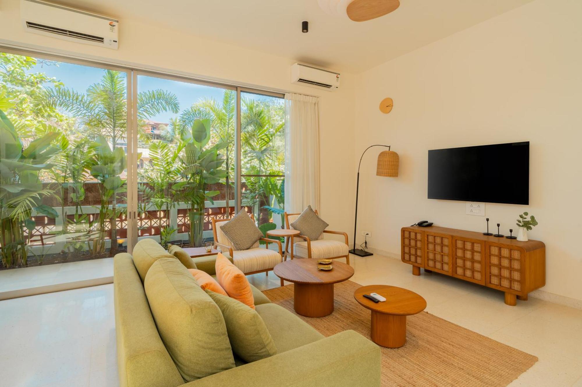 Elivaas Mirai Aries 3 Bhk Retreat With Private Pool Near Famous Beaches Villa *
