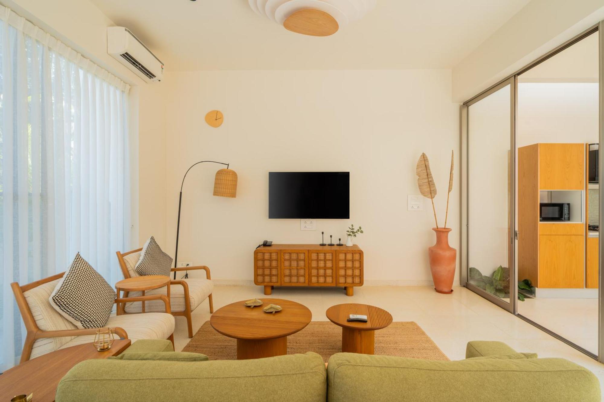 Elivaas Mirai Aries 3 Bhk Retreat With Private Pool Near Famous Beaches Villa